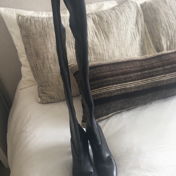 Balenciaga over the knee boots - Picture 4 of 7
